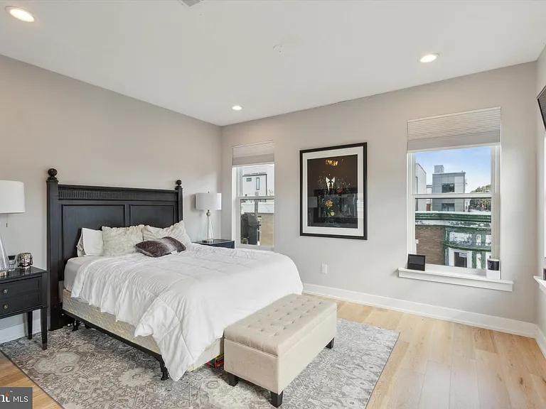 1500 N Myrtlewood St — Photo 13