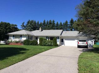 1009 Hazelton St, Petoskey, MI 49770