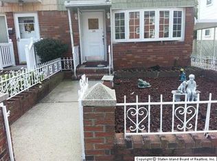 26 Windemere Ave, Staten Island, NY 10306