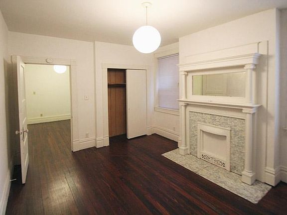 2nd image of 200 Franklin Ave APT 1