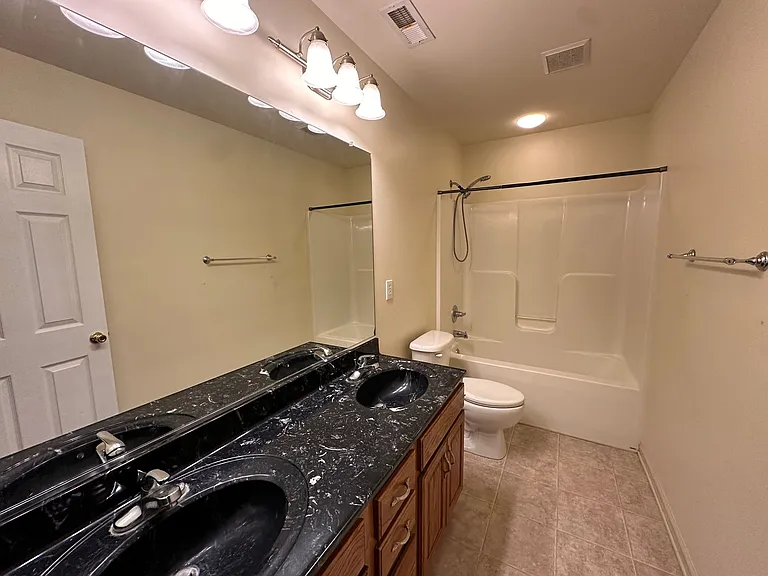 303 Princess Anne Cir — Photo 19