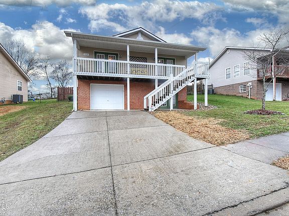 4th image of 1020 Justus Dr