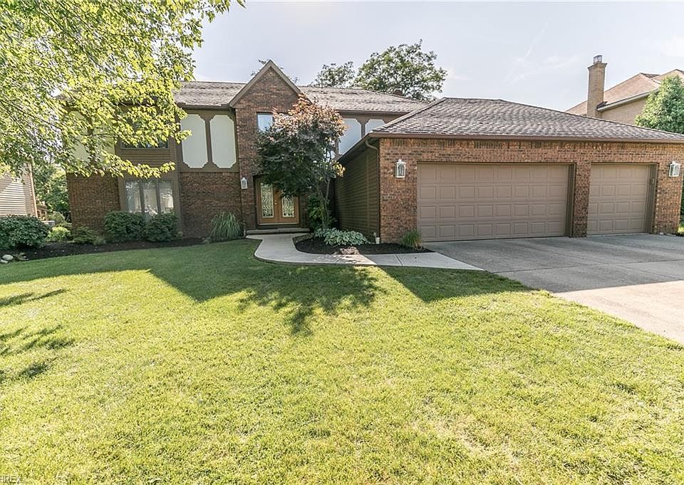 1st image of 14751 Regency Dr