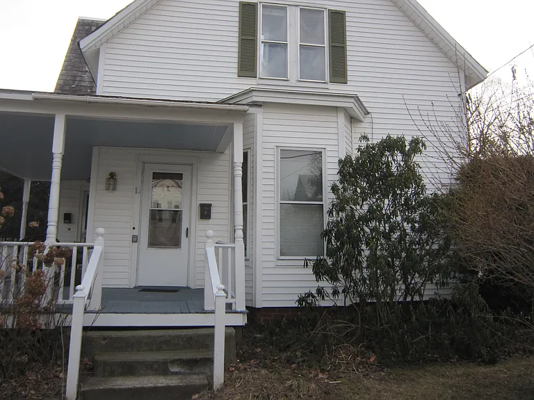 16 Myrtle St #1 — Photo 2