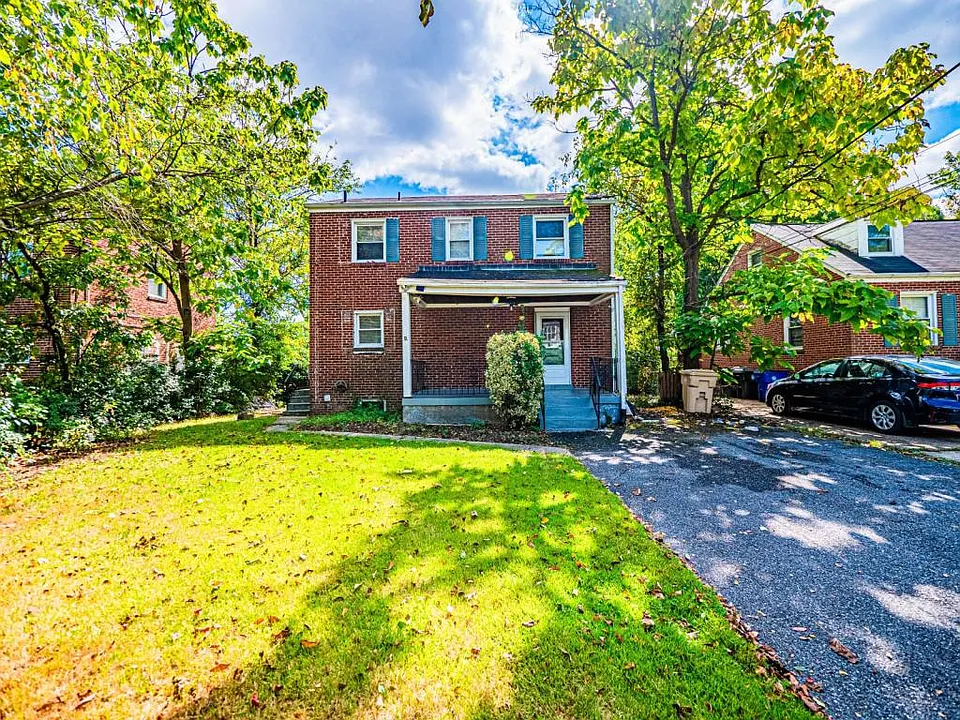 8411 Potomac Ave