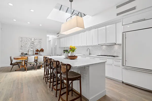 Sold by Corcoran | media 2