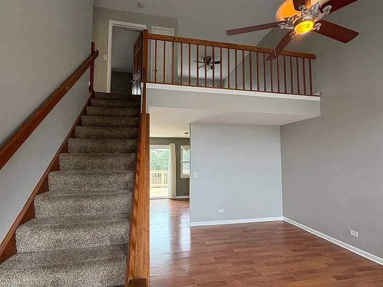503 Ascot Ln — Photo 2