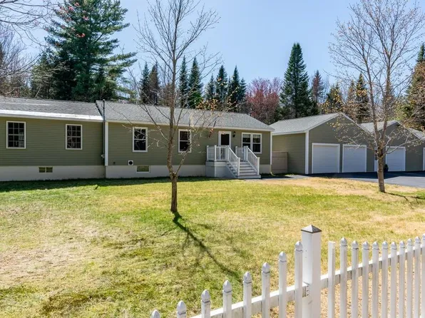 51 Burnham Drive, Naples, ME 04055