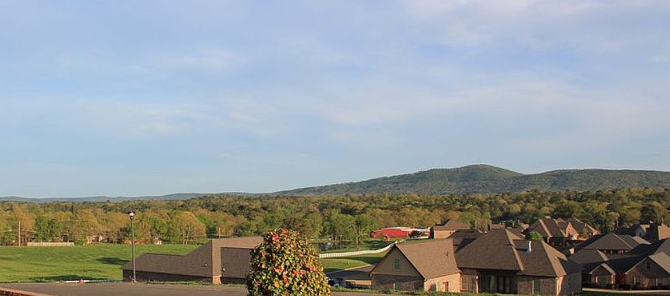 2nd image of Chinook Dr