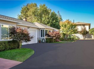 977 Oak Ln, Menlo Park, CA 94025