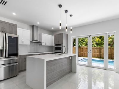 3142 Carter St, Miami, FL, 33133