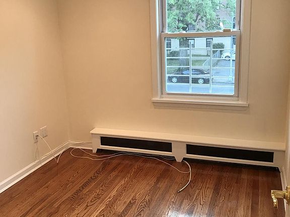 5th image of 2561 Parsons Blvd