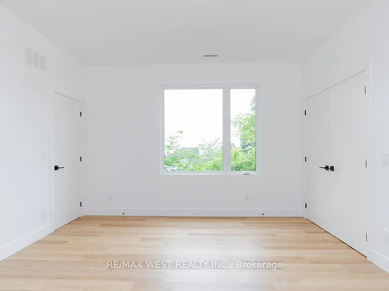 63 Lonborough Ave — Photo 28