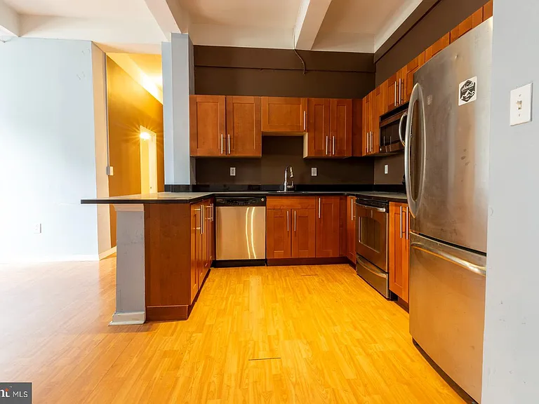 1324 Locust St #1602 — Photo 5