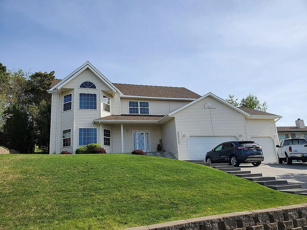 3905 Meadow Beauty Dr photo 1