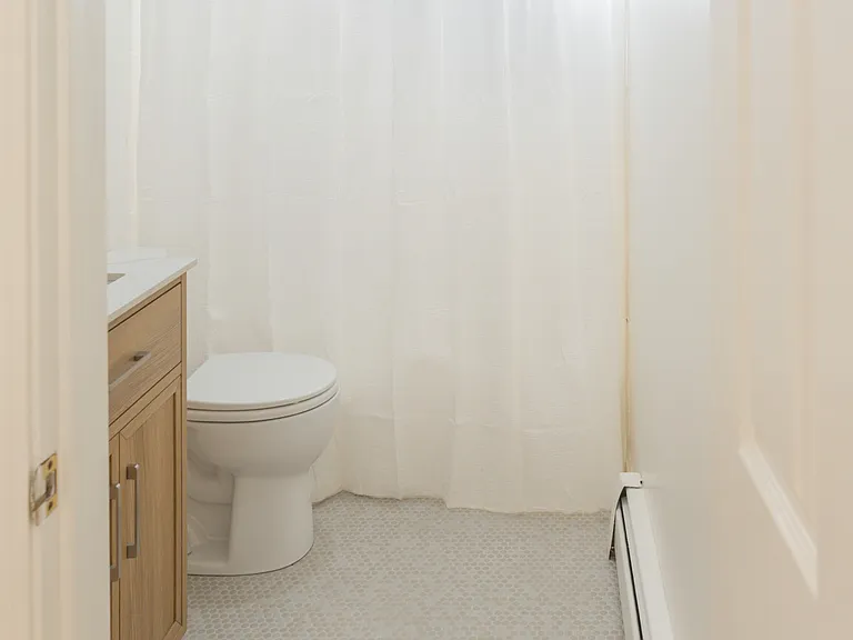 34 White Pl #3 — Photo 9