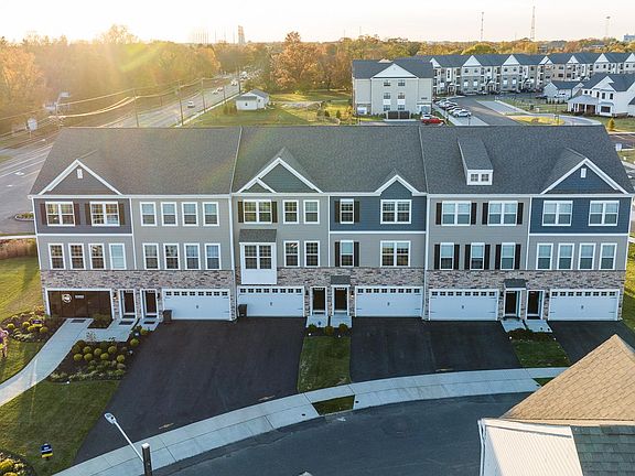 2nd image of 76 Sisters Farmstead Dr