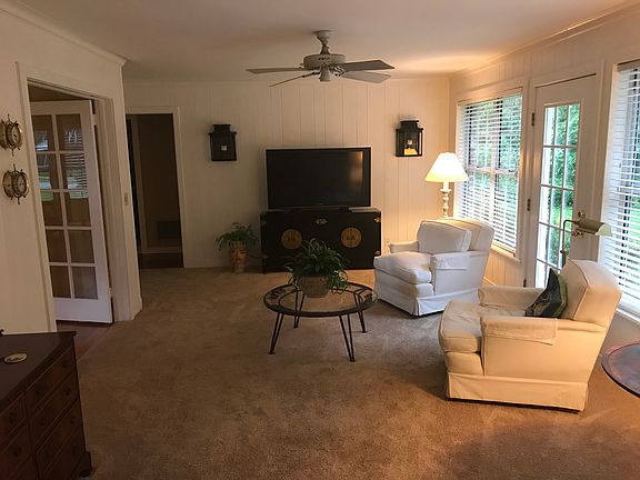 5th image of 4824 Empire Ave