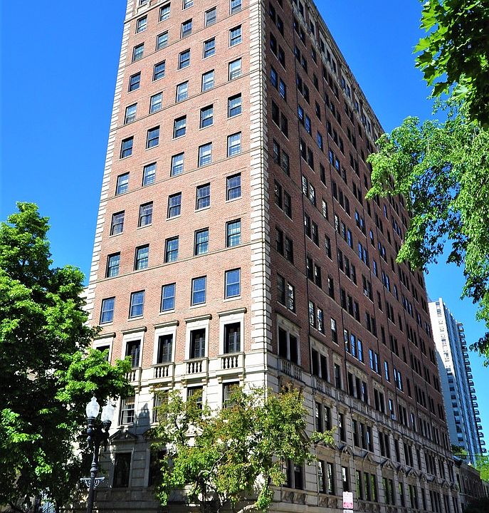 1st image of 1366 N Dearborn St APT 14C
