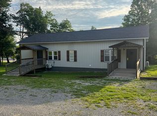 213 E Wright Ave, Jamestown, TN 38556