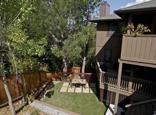 69 Oak Crest Dr, San Rafael, CA 94903