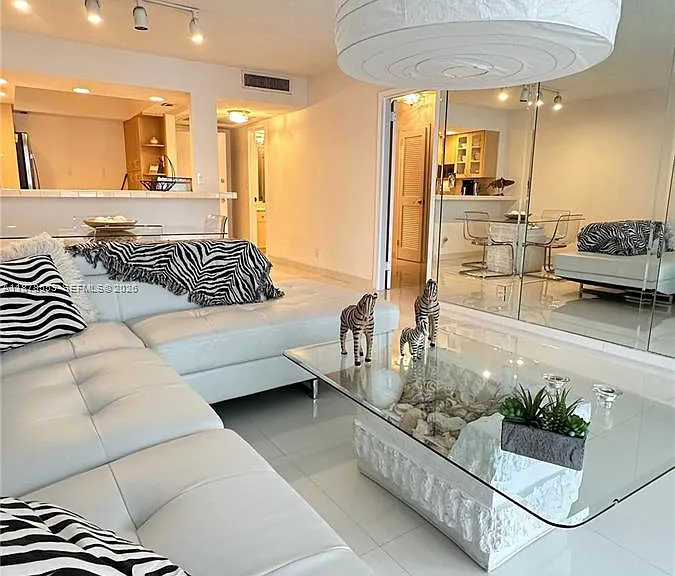2030 S Ocean Dr #725 — Photo 12