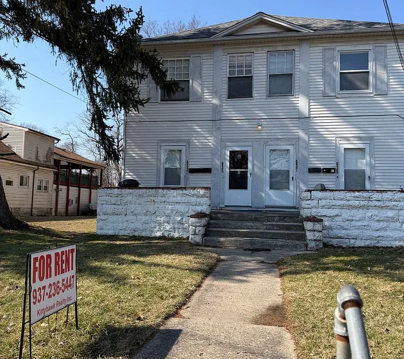 639 Forest Ave