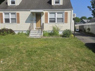 39 Guilford Ct #1H, East Haven, CT 06512