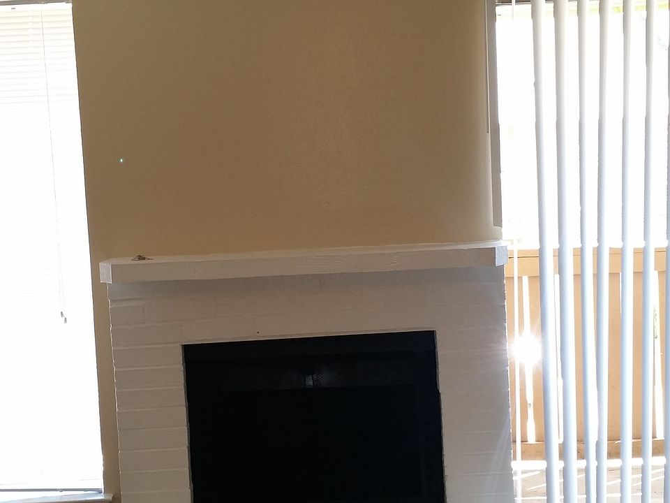 2nd image of 4460 Saturn Rd APT 236
