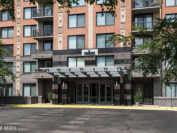 2nd image of 2451 Midtown Ave #1302