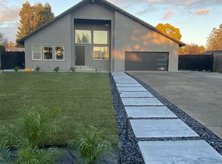 6040 Della Ct, Rohnert Park, CA 94928