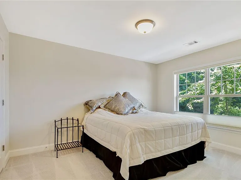 2532 Kinglet Ct — Photo 17
