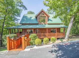 2017 Smoky Cove Rd, Sevierville, TN 37876