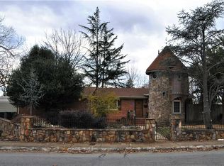 1909 Belmont St, Burlington, NC 27215