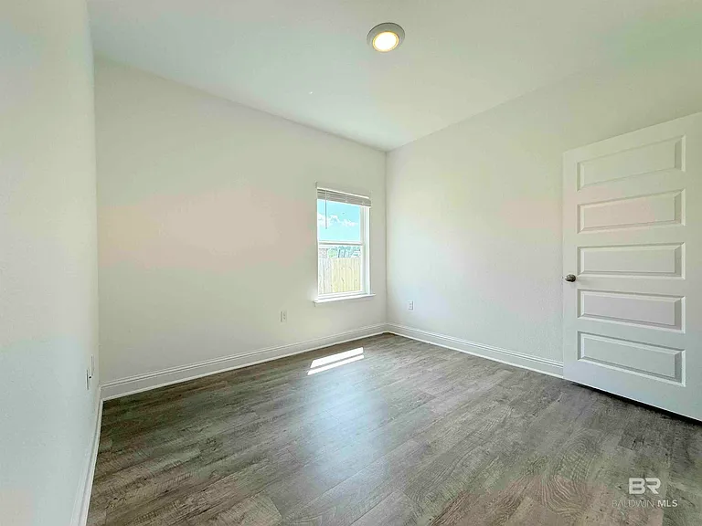 13179 Cavalier Dr — Photo 7