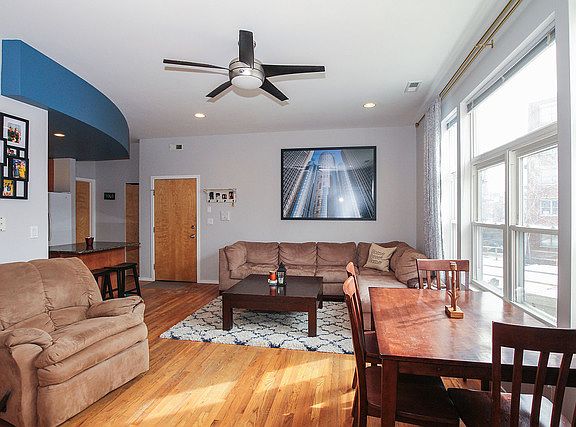 5th image of 2300 W Bloomingdale Ave APT D