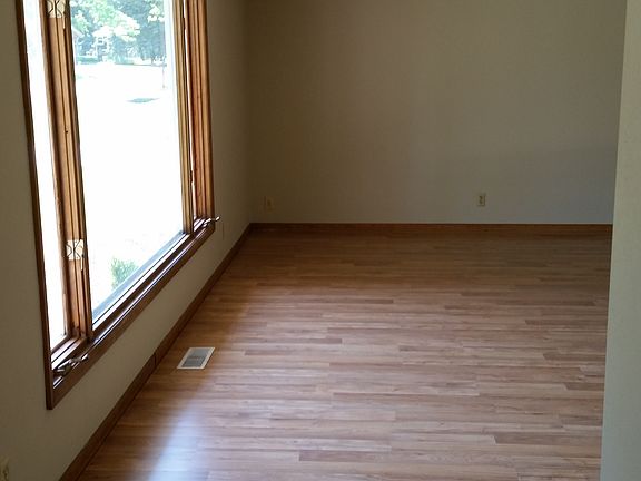 Entrance to Living Room