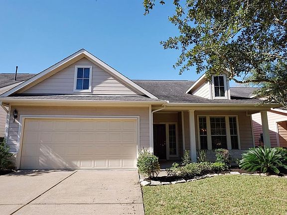 2nd image of 1210 Autumn Village Dr