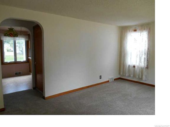 4th image of 47 Wrexham Ct S