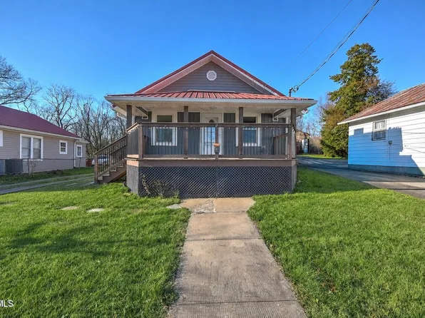 410 W Highland Rd, Johnson City, TN 37604