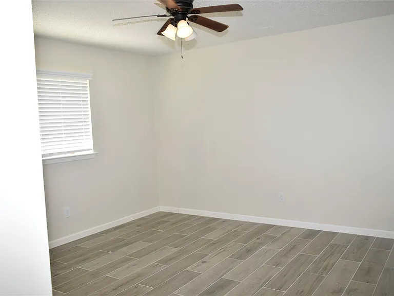 2511 Maple Tree Ct — Photo 21