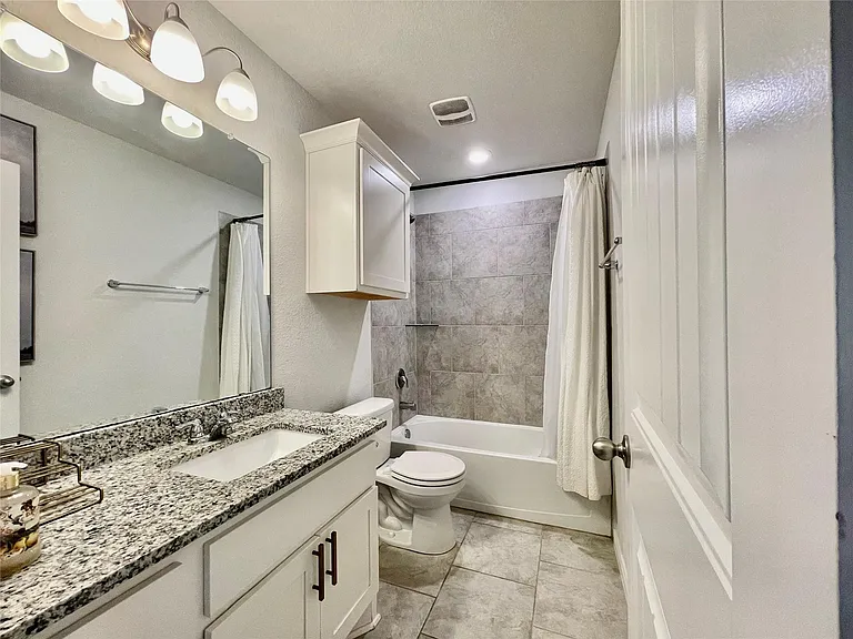 1916 Thorndyke Ln — Photo 21