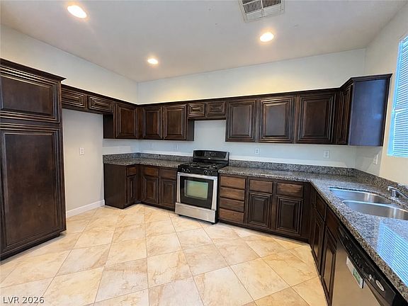 3rd image of 5248 Pendergrass St