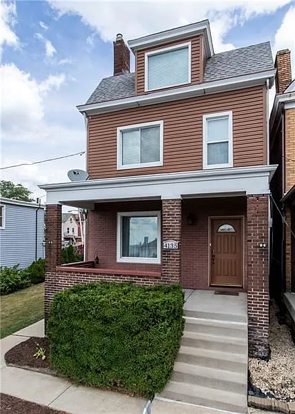 4135 Winterburn Ave photo 1