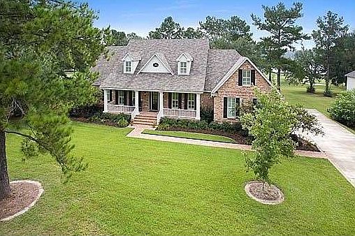 1st image of 576 Northwoods Dr