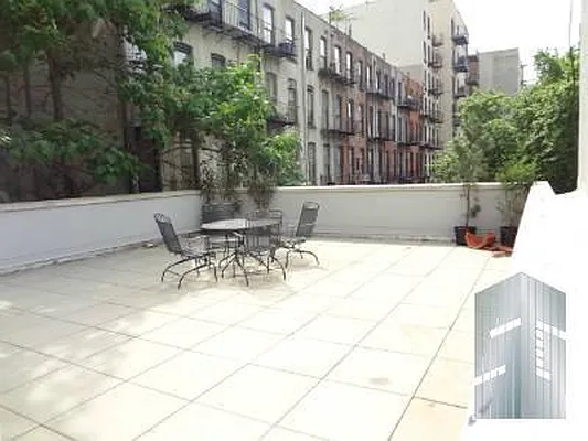 Rented by Skyline Group Real Estate | media 9