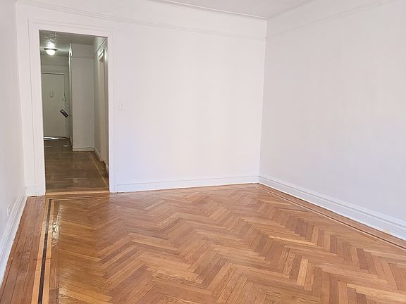 5th image of 735 Walton Ave APT D11