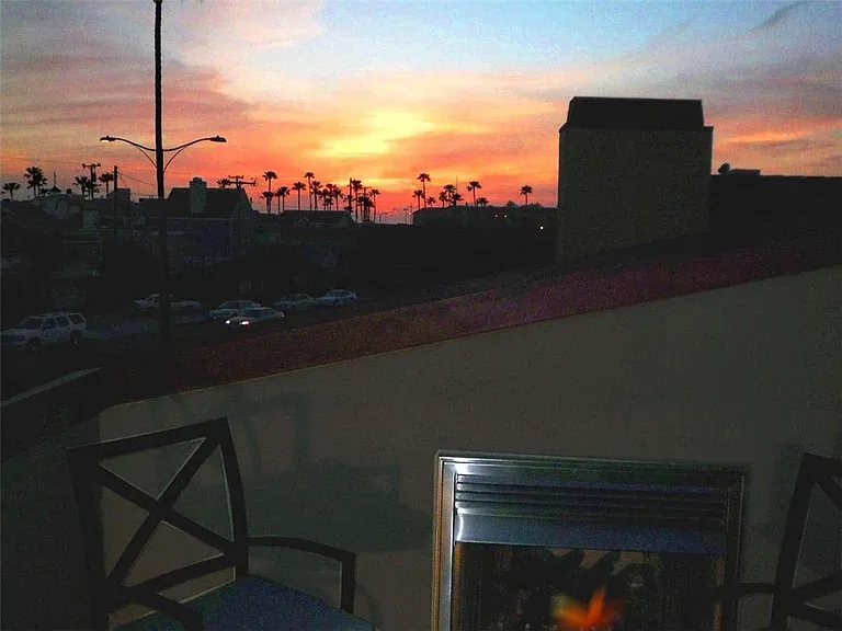 1826 W Balboa Blvd #A — Photo 16