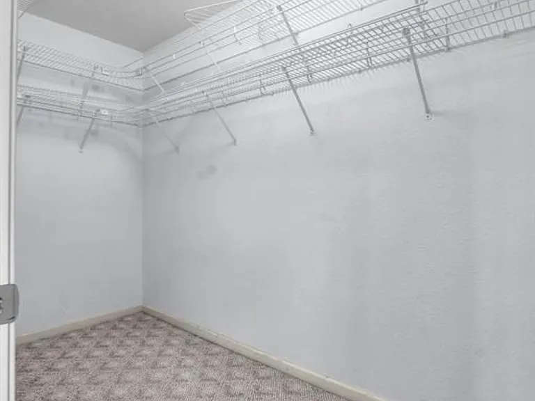 846 & 848 Aaron Dr #848 — Photo 12