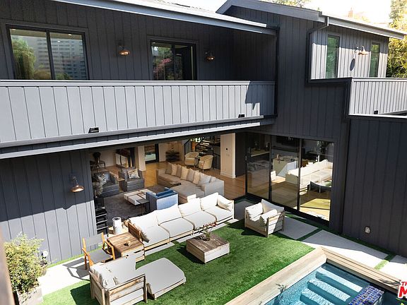 5th image of 1919 Pinehurst Rd